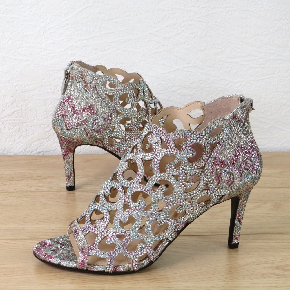 J.Reneé, McWay Falls, Multi-Color pastel jacquard, size 8